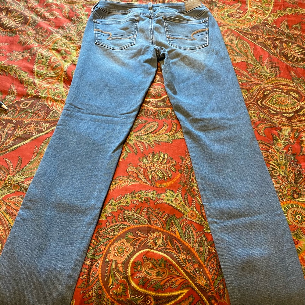 American eagle- 8 extra long jeggings